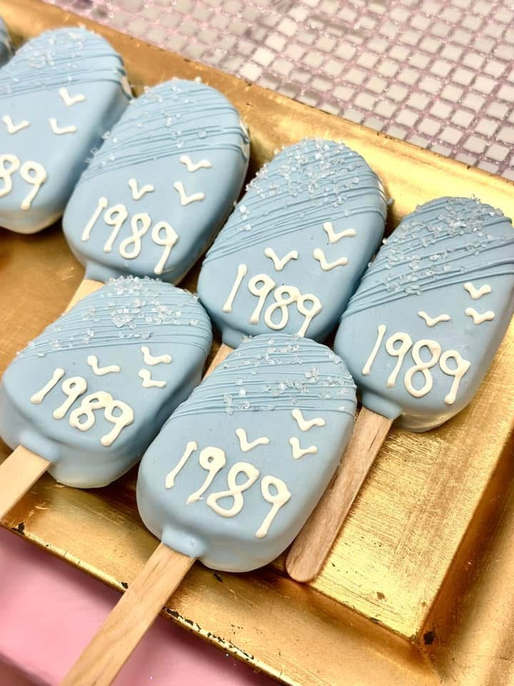 Gallery: Chocolate Dipped Treats