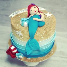 Ariel and Sebastian Smash Cake