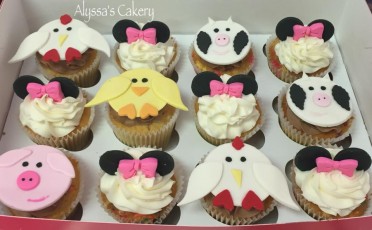Farm Animals and Minnie Mouse!