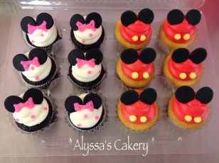 Mickey and Minnie Mouse Mini Cupcakes