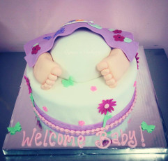Purple and Daisy Baby Bottom