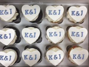 Engagement Cupcakes