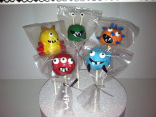 Monster Cake Pops