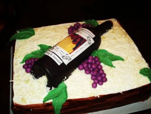 Engagement Cake-Wine Bottle!