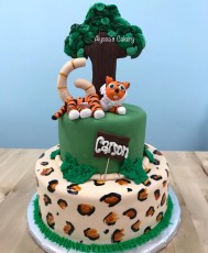3D Cheetah Cake