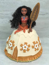 Moana Barbie Cake