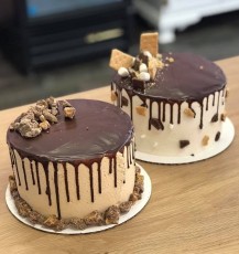 Reese's and S'mores cakes
