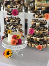 Daisy Cupcake Tower