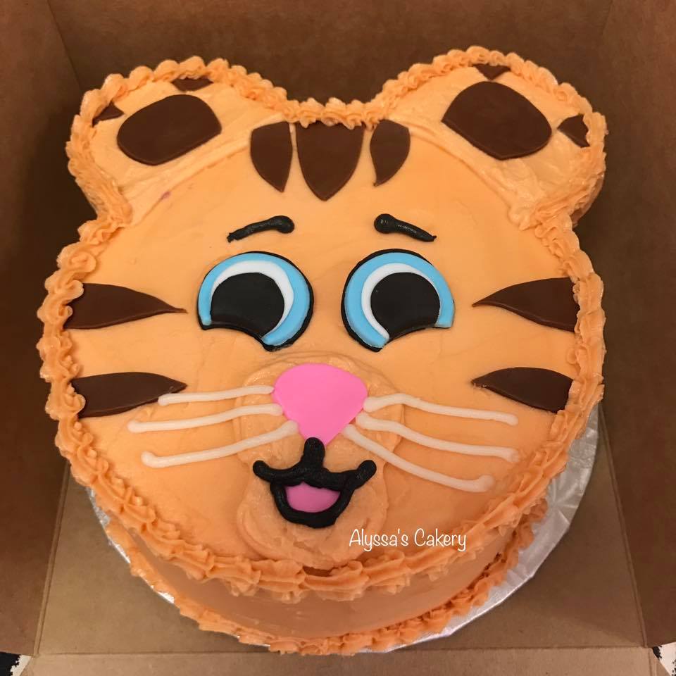 Tiger face cake || easy cake decoration || step by step - YouTube