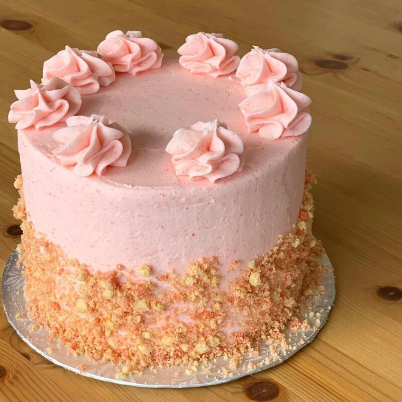 6" Strawberry Crunch Cake
